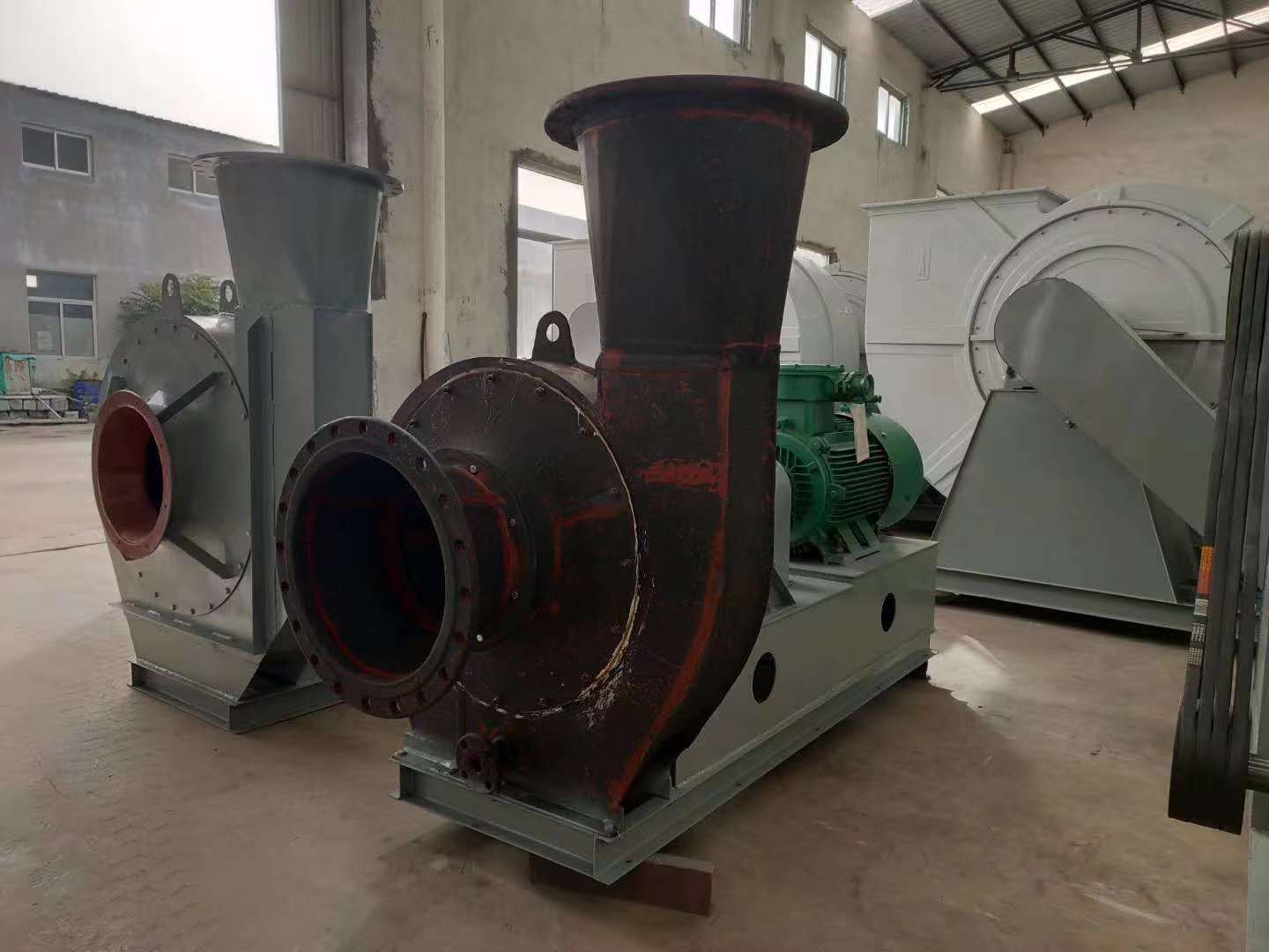 �������